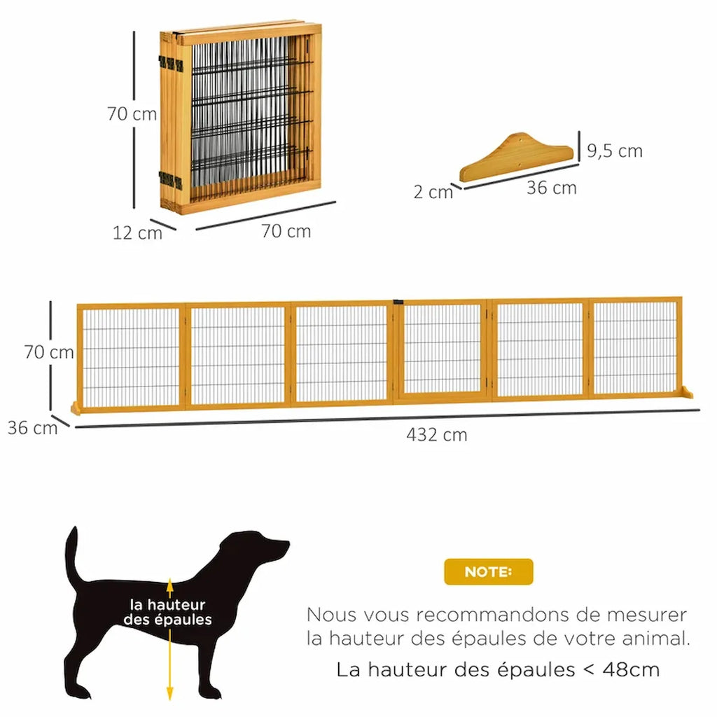Barriere modulari per cani in legno montate su scala, vista laterale